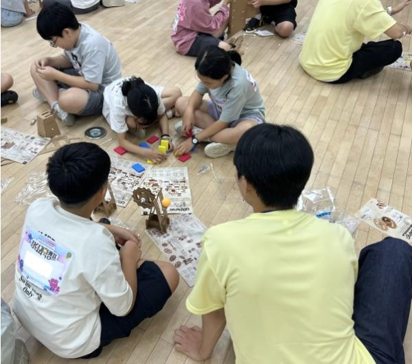 대전 서구, 교육 취약계층 청소년 창의과학캠프 마무리 기사 이미지